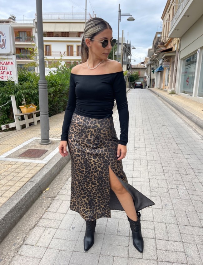 Animal printed bronze ψηλόμεση midi φούστα σε ίσια γραμμή, μπροστινές μικρές σούρες, σκίσιμο και κλείσιμο με κρυφό φερμουάρ στο πλάι We Coss