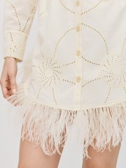 Βανίλια βαμβακερό shirt-look μακρυμάνικο κοντό φόρεμα με broderie λεπτομέρειες , πούπουλα στο τελείωμα και αποσπώμενη εσωτερική φόδρα/φόρεμα και ζώνη Access