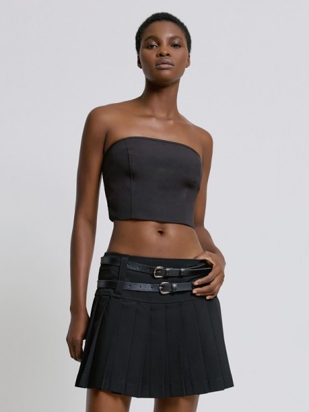 Μαύρη strapless μπλούζα με λάστιχο σφηκοφωλιά στην πλάτη και κλείσιμο με φερμουάρ στο πλάι Access 