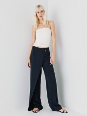 Λευκό strapless τοπ, με σούρες στα πλαϊνά και λάστιχο περιμετρικά στο πάνω μέρος Access  