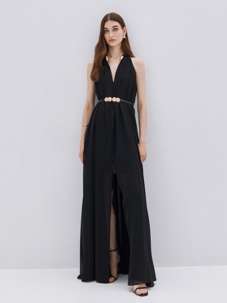 Μαύρο αμάνικο maxi φόρεμα από μουσελίνα σε κλος oversized γραμμή, με διπλό μπροστινό σκίσιμο, ιδιαίτερο μη αποσπώμενο κόσμημα στο λαιμό και εσωτερική αποσπώμενη φόδρα Αccess