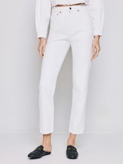 Λευκό jean ψηλόμεσο παντελόνι, σε slouchy fit γραμμή, με τετράγωνες τσέπες πίσω και κλείσιμο με κουμπί και κρυφό φερμουάρ μπροστά Access 