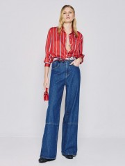Blue jean ψηλόμεση παντελόνα, σε φαρδιά γραμμή, με διακοσμητικές ραφές στο τελείωμα, τετράγωνες τσέπες πίσω και κλείσιμο με κουμπί και κρυφό φερμουάρ μπροστά Access 