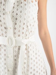 Εκρού broderie αμάνικο midi φόρεμα με ανοιχτή πλάτη, πέτο γιακά, παρτούς ώμους, ιδιαίτερα κουμπιά, αποσπώμενο μισοφόρι και αποσπώμενη υφασμάτινη ζώνη Access