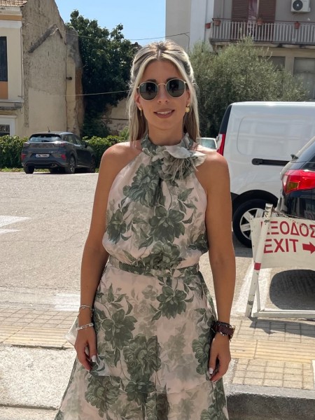 Floral printed λαδί αμάνικη μπλούζα με κλειστή λαιμόκοψη, παρτούς ώμους, αποσπώμενο λουλούδι με πούπουλα και κλείσιμο με φερμουάρ στην πλάτη Access