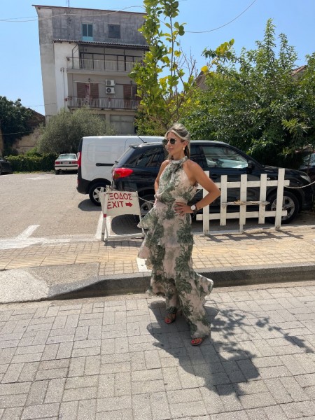 Floral printed λαδί αμάνικη μπλούζα με κλειστή λαιμόκοψη, παρτούς ώμους, αποσπώμενο λουλούδι με πούπουλα και κλείσιμο με φερμουάρ στην πλάτη Access
