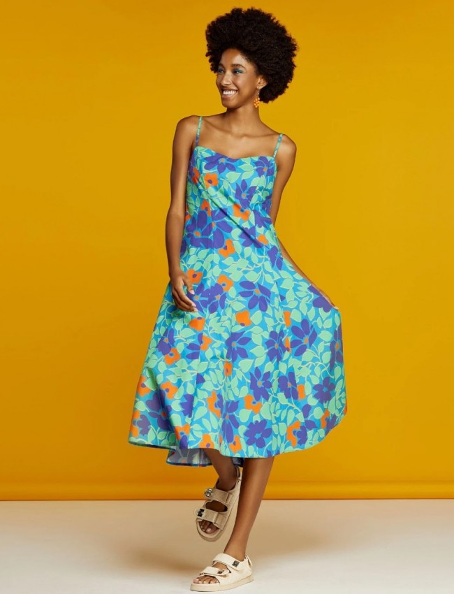 Floral printed μπλε-πράσινο αμάνικο midi φόρεμα σε κλος γραμμή κάτω, με λεπτή ρυθμιζόμενη τιράντα και ανοιχτή πλάτη Access Floral printed μπλε-πράσινο αμάνικο midi φόρεμα σε κλος γραμμή κάτω, με λεπτή ρυθμιζόμενη τιράντα και ανοιχτή πλάτη Access