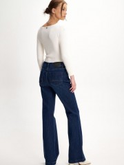 Blue jean σκουρόχρωμo ψηλόμεσο ελαστικό flare-fit παντελόνι σε τετράγωνες τσέπες πίσω και χωρίς ξέβαμμα Αle