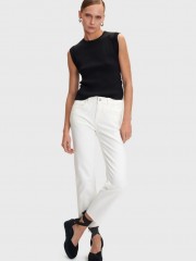 Λευκό ψηλόμεσο ελαστικό jean, σε slim fit γραμμή, τετράγωνες τσέπες πίσω, ξέφτι στο τελείωμα στον ποδόγυρο και κλείσιμο με κουμπί και κρυφό φερμουάρ μπροστά Ale 
