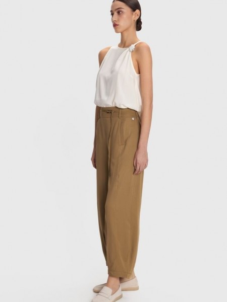 Χακί ψηλόμεσο slouchy-fit παντελόνι σε χαλαρή γραμμή με λάστιχο πίσω στη μέση κάθετες  μπροστινές τσέπες και αποσπώμενο λεπτό κορδόνι Ale 