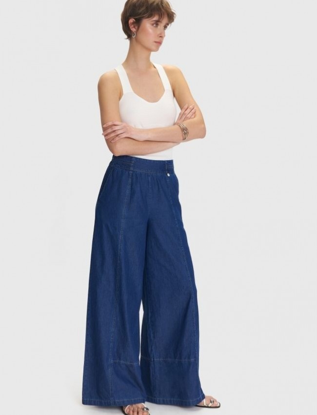 Blue Jean tencel ψηλόμεση παντελόνα με λάστιχο πίσω στη μέση, χαλαρή γραμμή, πλαϊνές τσέπες, διακοσμητικά γαζιά και κλείσιμο με κρυφό φερμουάρ στο πλάι ale 