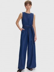 Blue jean tencel αμάνικη ολόσωμη φόρμα, με κλειστή στρογγυλή λαιμόκοψη, διακοσμητικές ραφές, λάστιχο στην μέση, πλαϊνές τσέπες και αποσπώμενη υφασμάτινη ζώνη Ale 