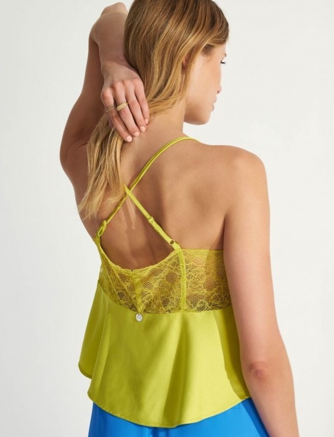 Lime lingerie με λεπτές ρυθμιζόμενες τιράντες, ντραπέ λαιμόκοψη και δαντελένιες λεπτομέρειες Ale