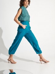 Πετρόλ ψηλόμεσο παντελόνι slouchy-fit με λάστιχο στη μέση και πλαϊνές τσέπες Ale