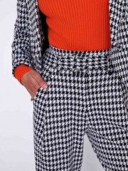 Pie de pull ασπρόμαυρη ψηλόμεση παντελόνα, με πλαϊνές τσέπες, πιέτες μπροστά και αποσπώμενη ζώνη στην μέση Ale