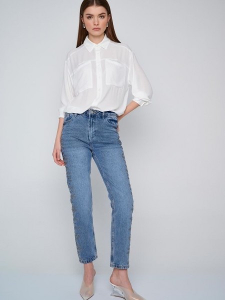 Blue jean high waisted σταθερό παντελόνι σε ίσια γραμμή με στρασάκια κατά μήκος στο πλάι Ale