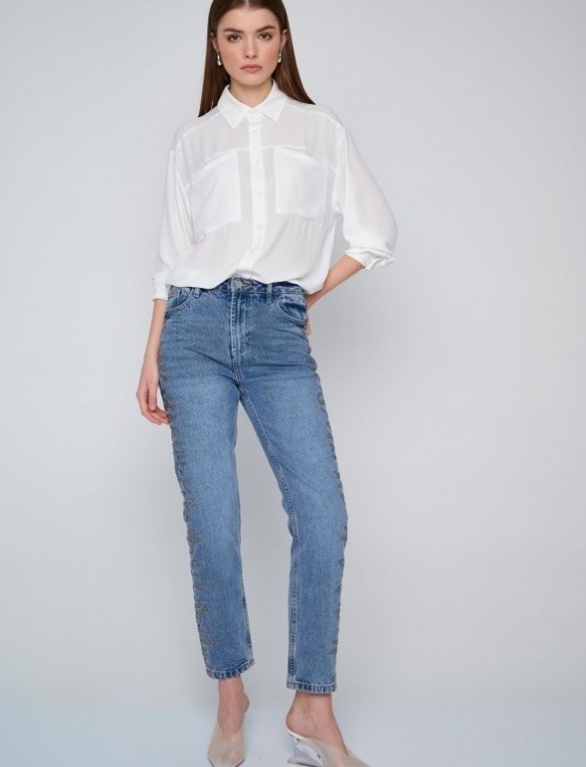 Blue jean high waisted σταθερό παντελόνι σε ίσια γραμμή με στρασάκια κατά μήκος στο πλάι Ale