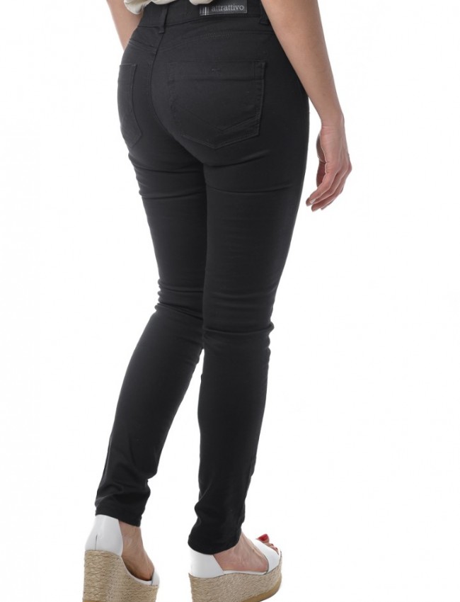 Μαύρο παντελόνι skinny πεντάτσεπο Attrattivo