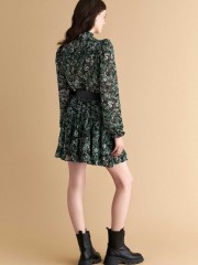 Floral printed πράσινο μακρυμάνικο κοντό φόρεμα από μουσελίνα με λουπέτο λαιμόκοψη, διαφάνεια στο πάνω μέρος, ελαστική μέση, βολάν στο τελείωμα και αποσπώμενη faux-leather ζώνη Attrattivo 