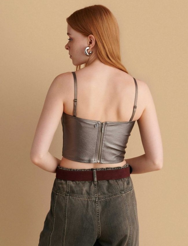 Bronze faux-leather μπούστο με φερμουάρ στην πλάτη, μπροστινά διακοσμητικά γαζιά και σιλικόνη τελείωμα εσωτερικά Attrattivo