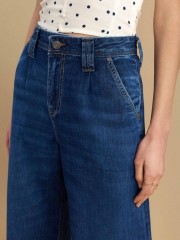 Blue jean ψηλόμεση wide-leg παντελόνα, με ταμπά γαζιά, πλαϊνές τσέπες και κλείσιμο με κουμπιά και κουμπί μπροστά Attrattivo 