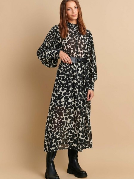 Animal printed μαύρο μακρυμάνικο midi φόρεμα από μουσελίνα με κλειστή λαιμόκοψη, ημιδιάφανο το πάνω μέρος, λάστιχο στην μέση, πλισσέ έντονα μανίκια και αποσπώμενη ζώνη Attrattivo