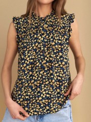 Floral printed κίτρινη αμάνικη μπλούζα σε Α-γραμμή, με πιέτες, με μικρές σούρες και λάστιχο στο πάνω μέρος και κλείσιμο με μπροστινά κουμπιά Attrattivo