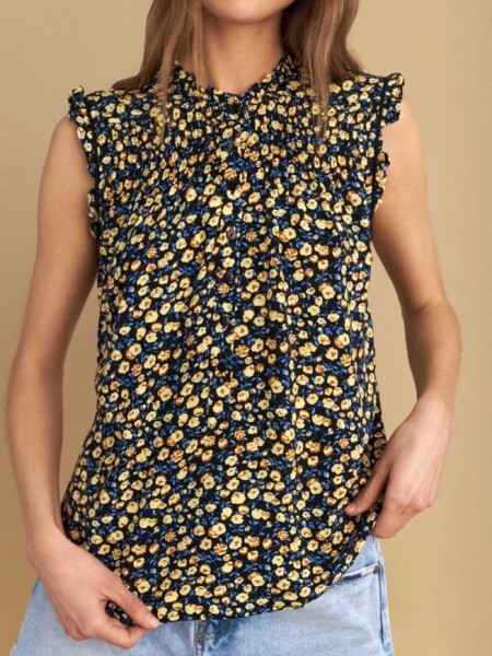 Floral printed κίτρινη αμάνικη μπλούζα σε Α-γραμμή, με πιέτες, με μικρές σούρες και λάστιχο στο πάνω μέρος και κλείσιμο με μπροστινά κουμπιά Attrattivo