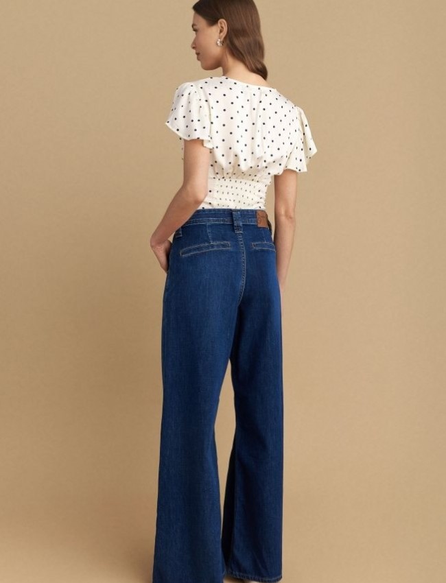 Blue jean ψηλόμεση wide-leg παντελόνα, με ταμπά γαζιά, πλαϊνές τσέπες και κλείσιμο με κουμπιά και κουμπί μπροστά Attrattivo 