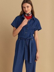 Blue Jean tencel shirt-look ολόσωμη φόρμα σε μεσάτη γραμμή, μπροστινές πιέτες, πλαϊνές τσέπες και αποσπώμενη υφασμάτινη ζώνη Attrattivo