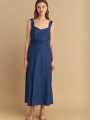 Blue jean tencel αμάνικο midi φόρεμα, με διακοσμητικές ραφές, τετράγωνη λαιμόκοψη, σκίσιμο μπροστά και κλείσιμο με φερμουάρ πίσω Attrattivo 