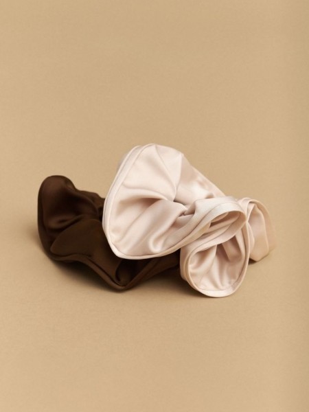 Εκρού και καφέ σετ σατέν Scrunchies Attrattivo  