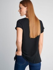 Μαύρο βαμβακερό κοντομάνικο basic Τ-shirt, με V- λαιμόκοψη και ελαφρώς Α γραμμή Attrattivo  