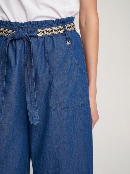 Blue jean tencel high-waisted ζιπ-κυλότ,  με πλαϊνές μεγάλες τσέπες και αποσπώμενο κεντημένο ζωνάκι Attrattivo 