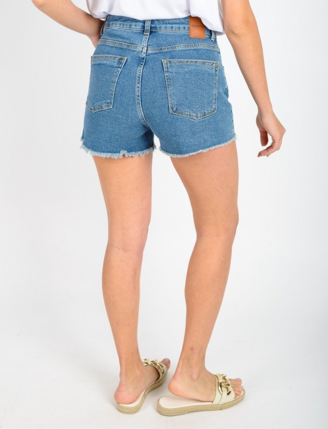 Blue jean ψηλόμεσο ελαστικό σορτς με μικρές φθορές μπροστά και μικρό ξέφτι στο τελείωμα Attrattivo