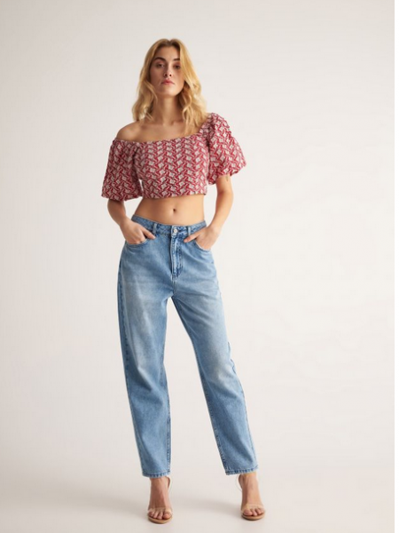 Light jean ψηλόμεσο mom's fit παντελόνι με πλαϊνές τσέπες  Attrattivo