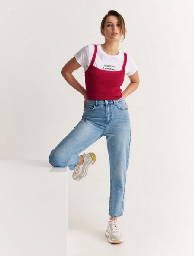 Φούξια αμάνικο cropped top με τετράγωνη λαιμόκοψη Attrattivo