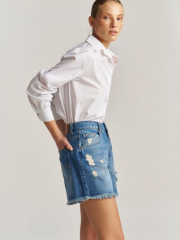 Blue jean ψηλόμεσο σορτς με ξέφτια στο τελείωμα Attrattivo