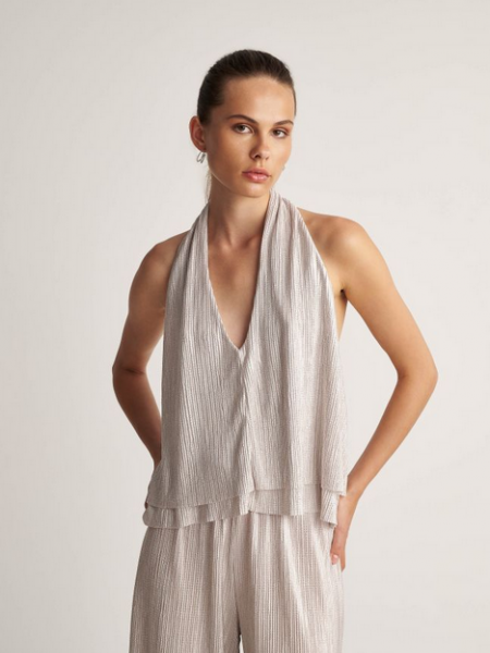 Ασημί lurex αμάνικο τοπ με halter λαιμόκοψη και ανοιχτή πλάτη Attrattivo