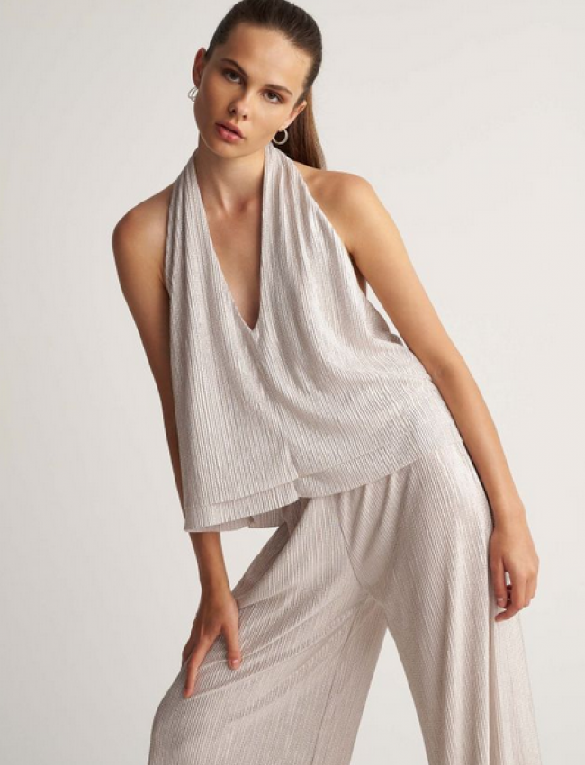 Ασημί lurex αμάνικο τοπ με halter λαιμόκοψη και ανοιχτή πλάτη Attrattivo