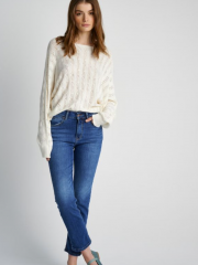 Blue jean παντελόνι regular fit χωρίς έντονα ξαβάμματα, με ταμπά γαζιά και τετράγωνες τσέπες πίσω Attrattivo 