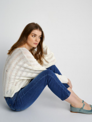 Blue jean παντελόνι regular fit χωρίς έντονα ξαβάμματα, με ταμπά γαζιά και τετράγωνες τσέπες πίσω Attrattivo 
