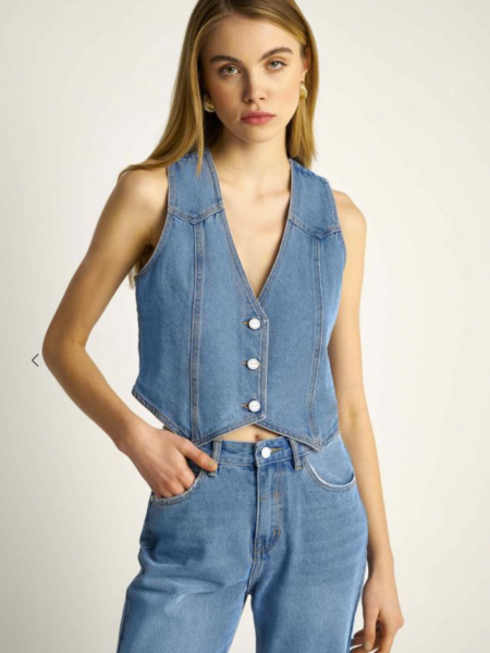 Blue jean γιλέκο σε σταθερό ύφασμα, κλείσιμο με 3 κουμπιά μπροστά, μύτες στο τελείωμα και πιο κοντό στο πίσω μέρος Attrattivo
