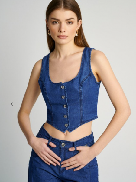 Blue jean tencel γιλέκο με μπροστινό κλείσιμο με 5 κουμπιά και σε μεσάτη γραμμή Attrattivo