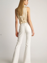 Λευκό high-waisted jean παντελόνι καμπάνα σε flare γραμμή και τετράγωνες τσέπες πίσω Attrattivo