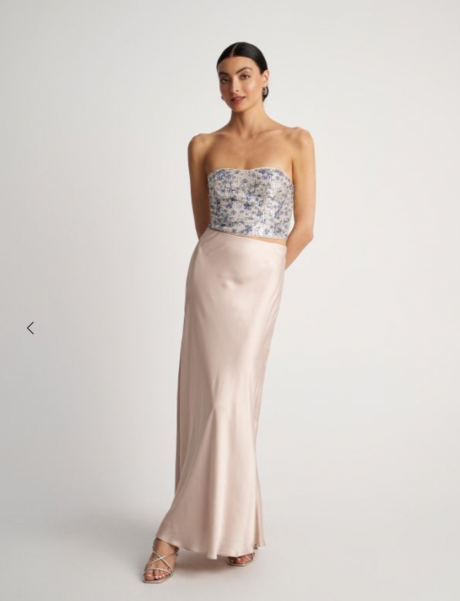 Εμπριμέ ασημί strapless μπλούζα-μπούστο με κεντημένες παγιέτες και κλείσιμο μ φερμουάρ στην πλάτη Attrattivo 