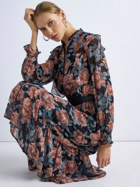 Floral printed nude μακρυμάνικο midi φόρεμα με κουμπάκια μπροστά, μάο γιακά, λάστιχο στην μέση, βολάν σε επίπεδα και αποσπώμενη ζώνη Attrattivo