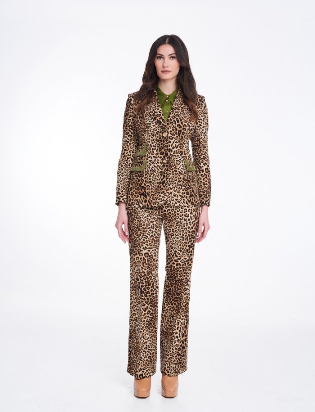 Animal printed κοτλέ μακρύ σακάκι σε μεσάτη γραμμή, με λαδί κοτλέ τελειώματα στα καπάκια στις τετράγωνες τσέπες και κουμπιά military style Badoo