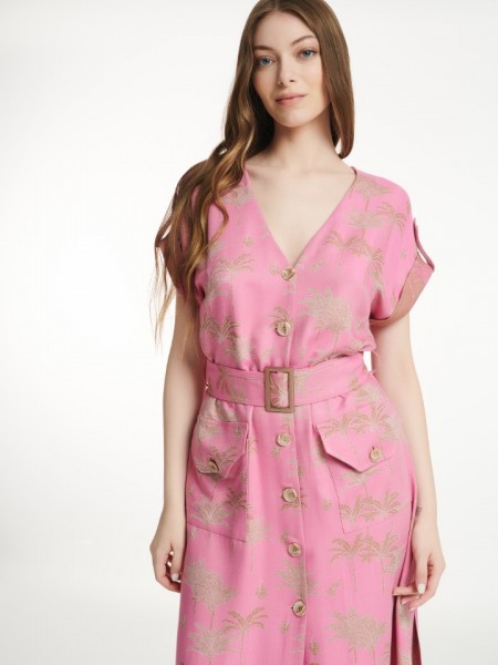 Floral printed ροζ shirt-look κοντομάνικο midi φόρεμα με τετράγωνες τσέπες μπροστά, μικρό ρεβέρ μ κουμπιά ατα μανίκια και αποσπώμενη ζώνη Badoo 