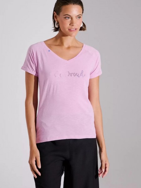 Ροζ κοντομάνικο t-shirt σε ίσια γραμμή με v-λαιμόκοψη και μπροστινό τύπωμα “be proud” Bill Cost 